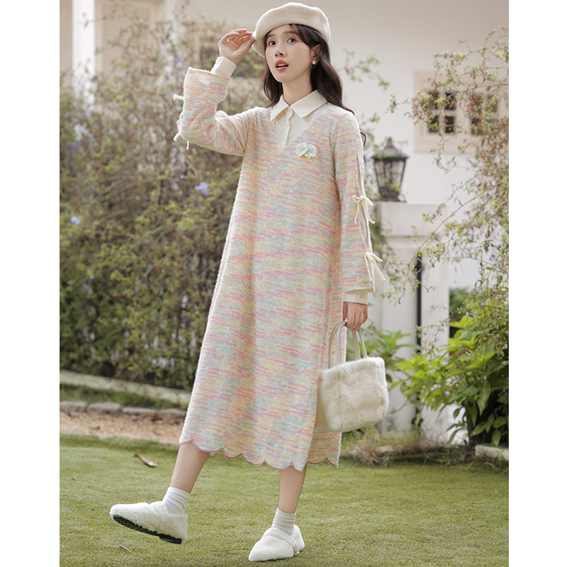 Petal knitted temperament Pseudo-two colors sweet dress