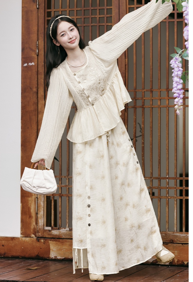Spring and autumn commuting tops short casual pants a set