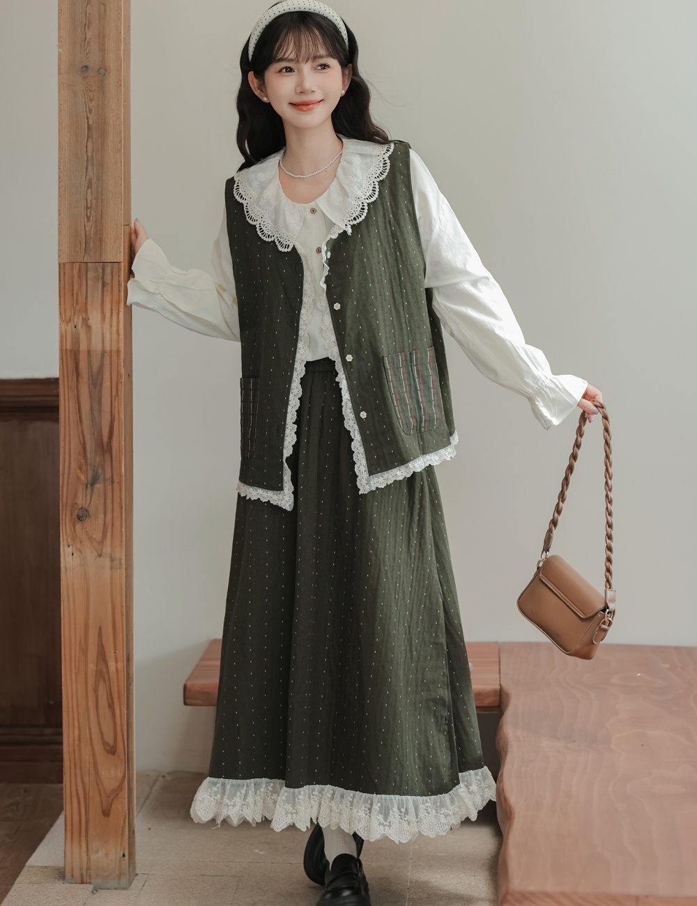 Autumn lace short skirt art slim waistcoat 3pcs set