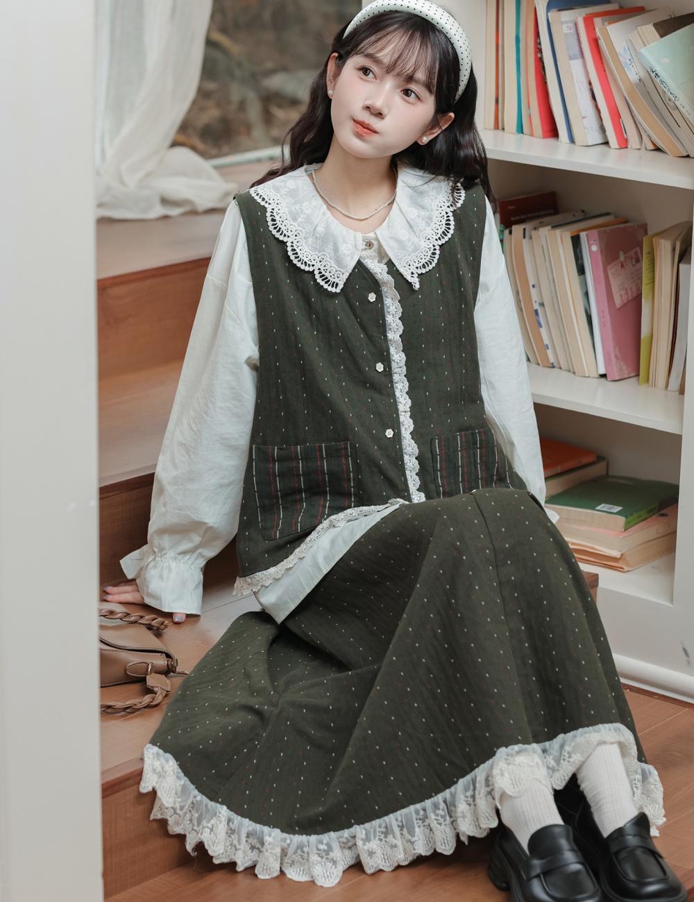 Autumn lace short skirt art slim waistcoat 3pcs set