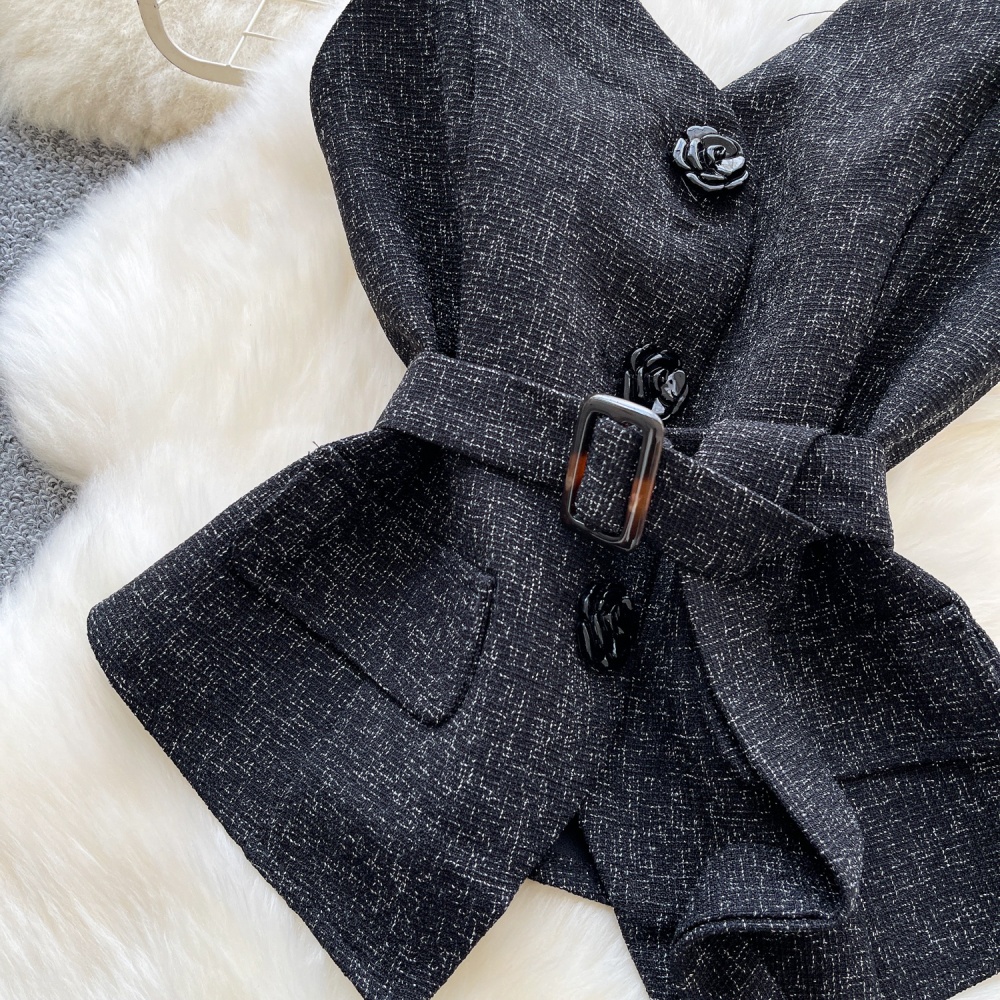 Sling autumn vest wears outside business suit for women