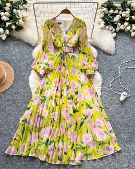 V-neck light long dress crimp summer dress for women