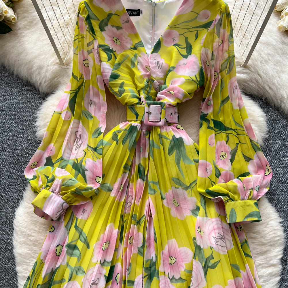 V-neck light long dress crimp summer dress for women