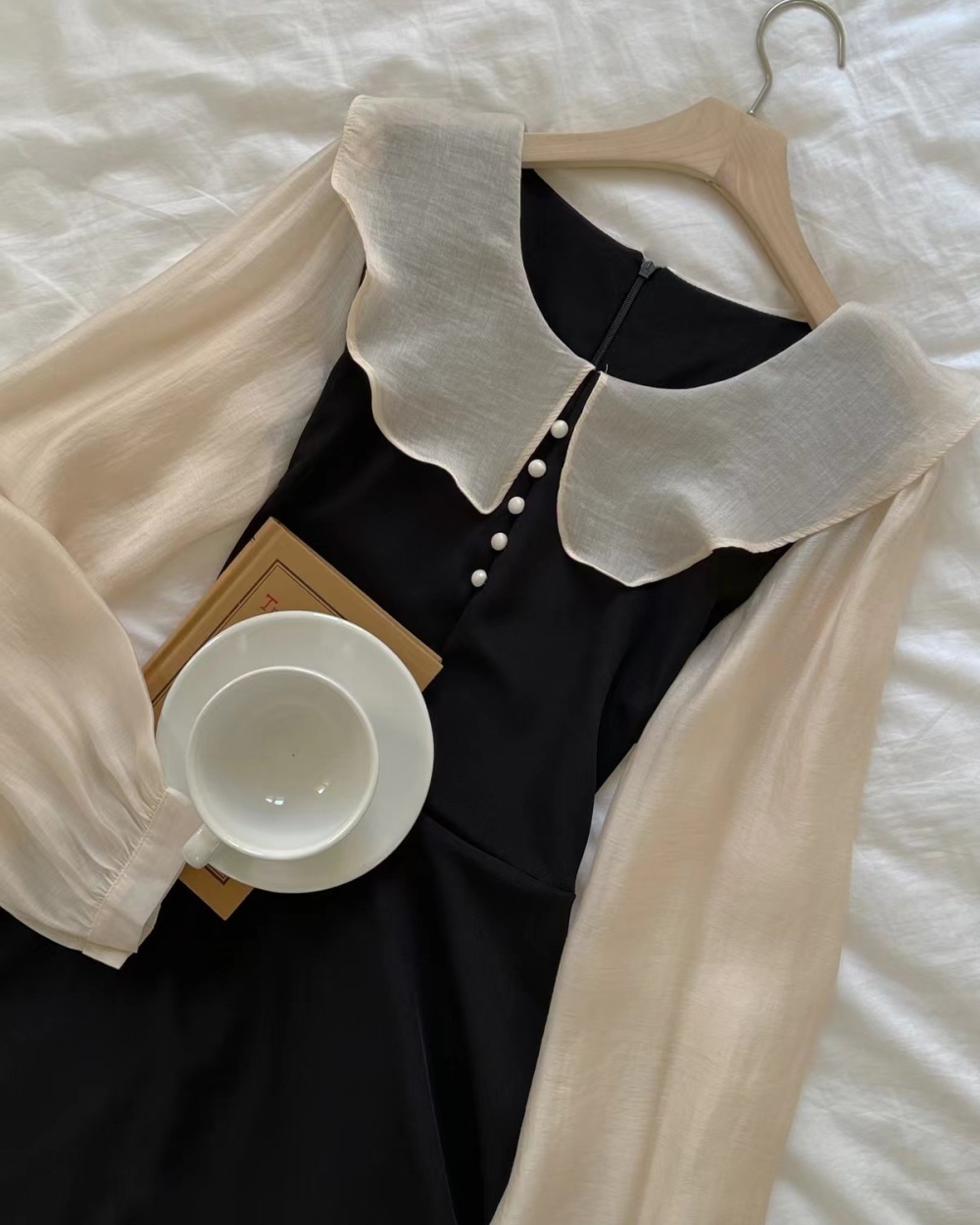 Pearl splice mixed colors puff sleeve elegant dress