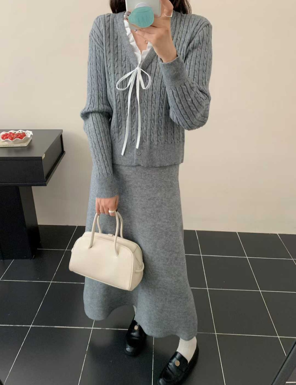Knitted high waist sweater V-neck bow long skirt a set