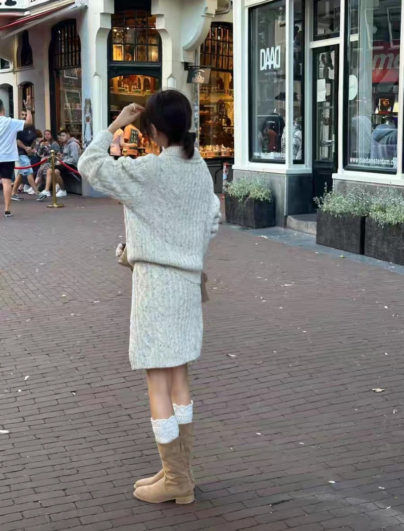 Color point knitted sweater twist short skirt 2pcs set