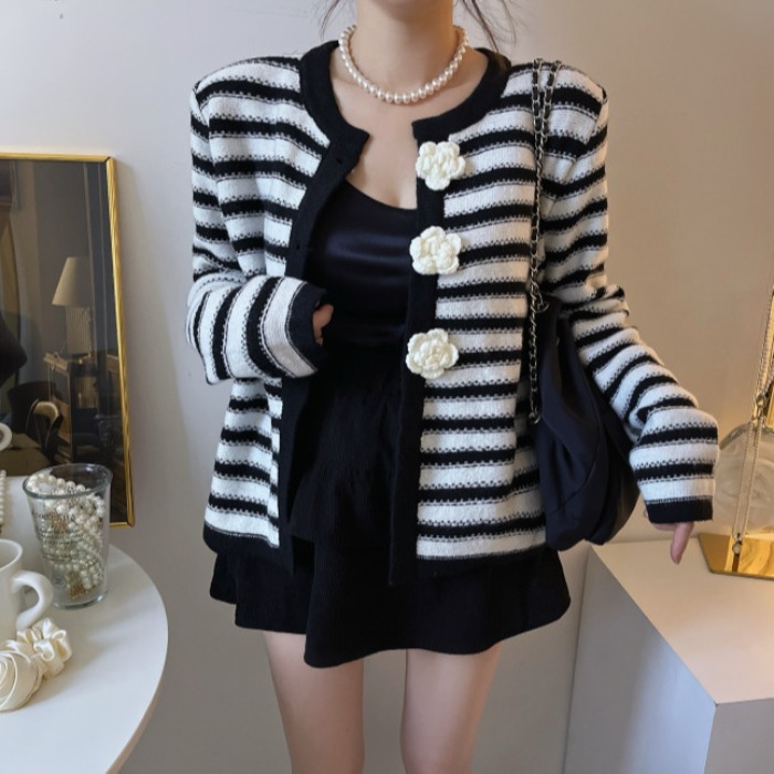 Korean style knitted cardigan chanelstyle stripe coat