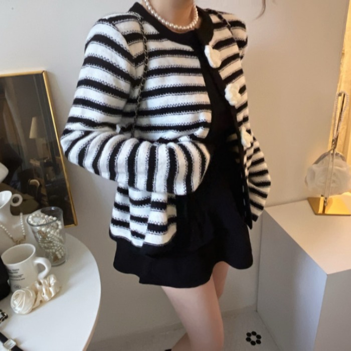 Korean style knitted cardigan chanelstyle stripe coat