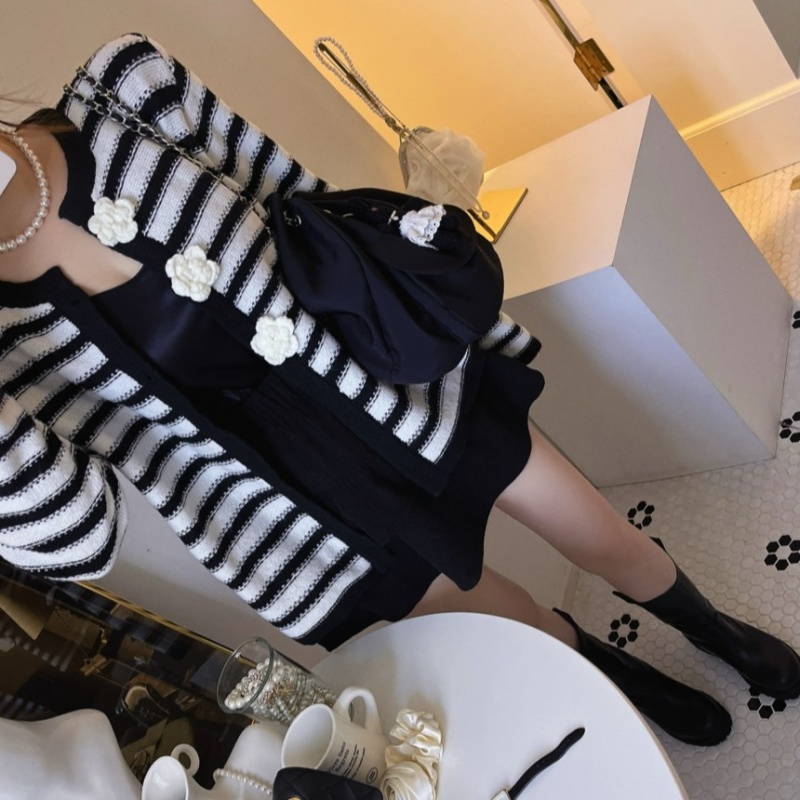 Korean style knitted cardigan chanelstyle stripe coat