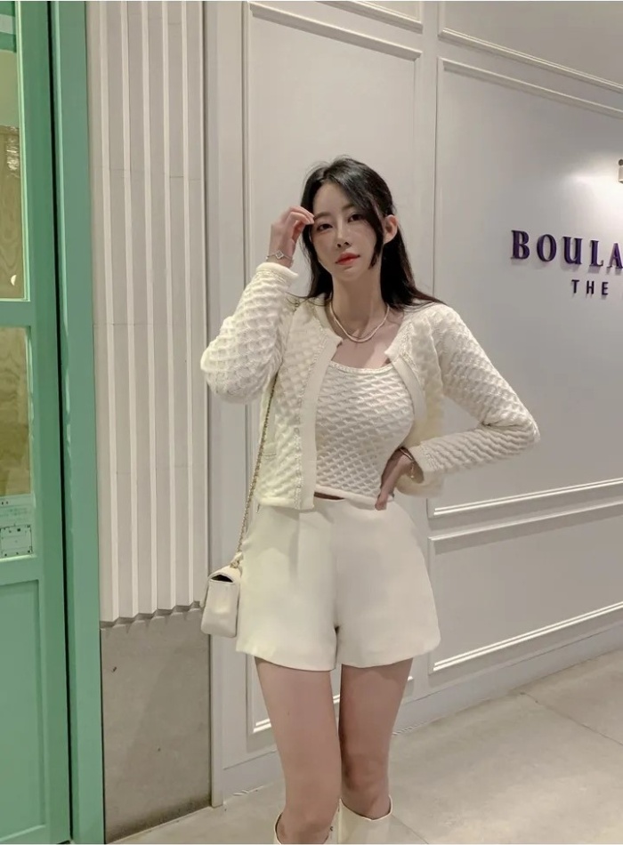 Mixed colors Korean style cardigan chanelstyle coat 2pcs set