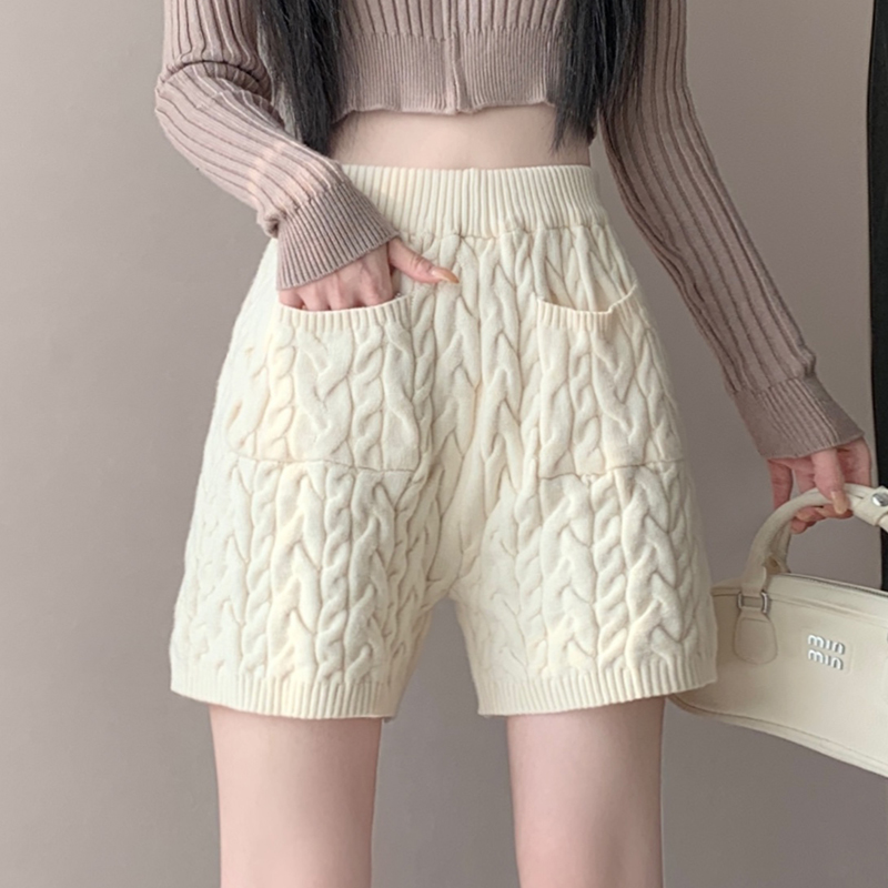 Twist Casual wears outside shorts thick high waist sweater