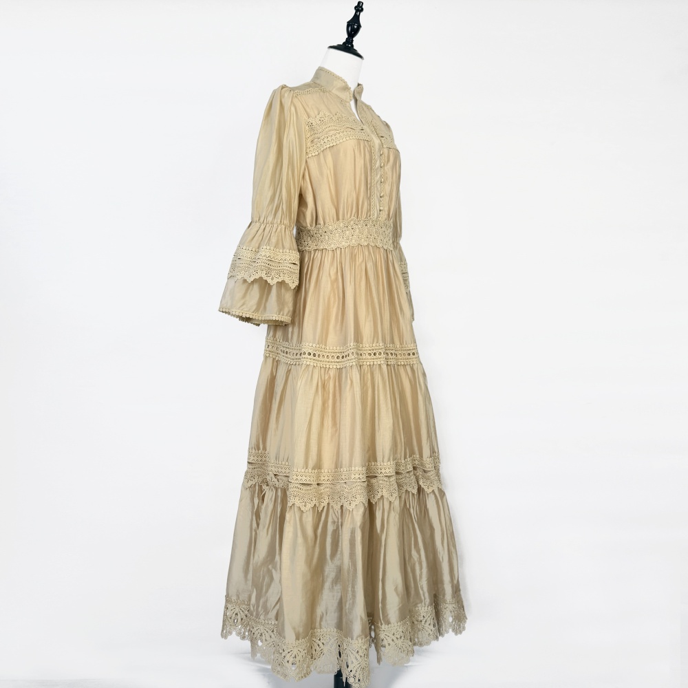 Hollow autumn trumpet sleeves European style long lace dress