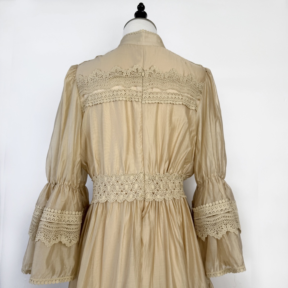 Hollow autumn trumpet sleeves European style long lace dress