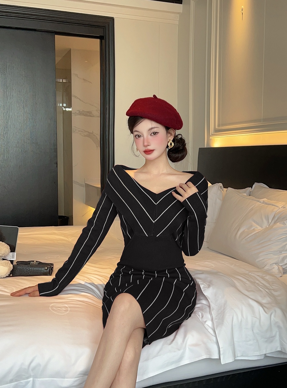 Chanelstyle Western style dress mixed colors knitted sweater