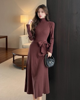High collar slim knitted fashion pinched waist dress
