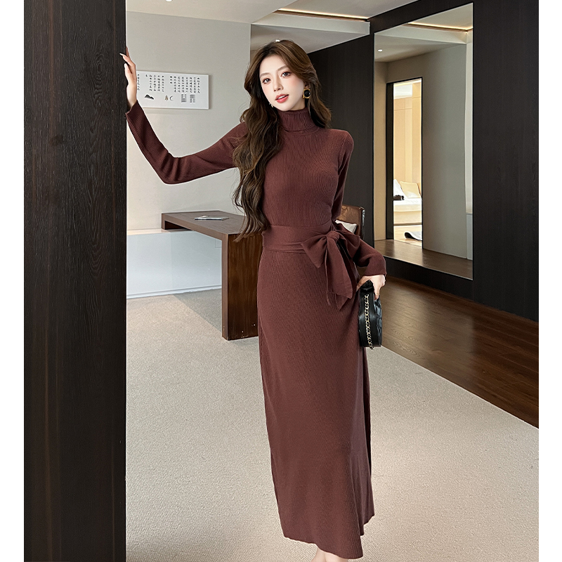 High collar slim knitted fashion pinched waist dress