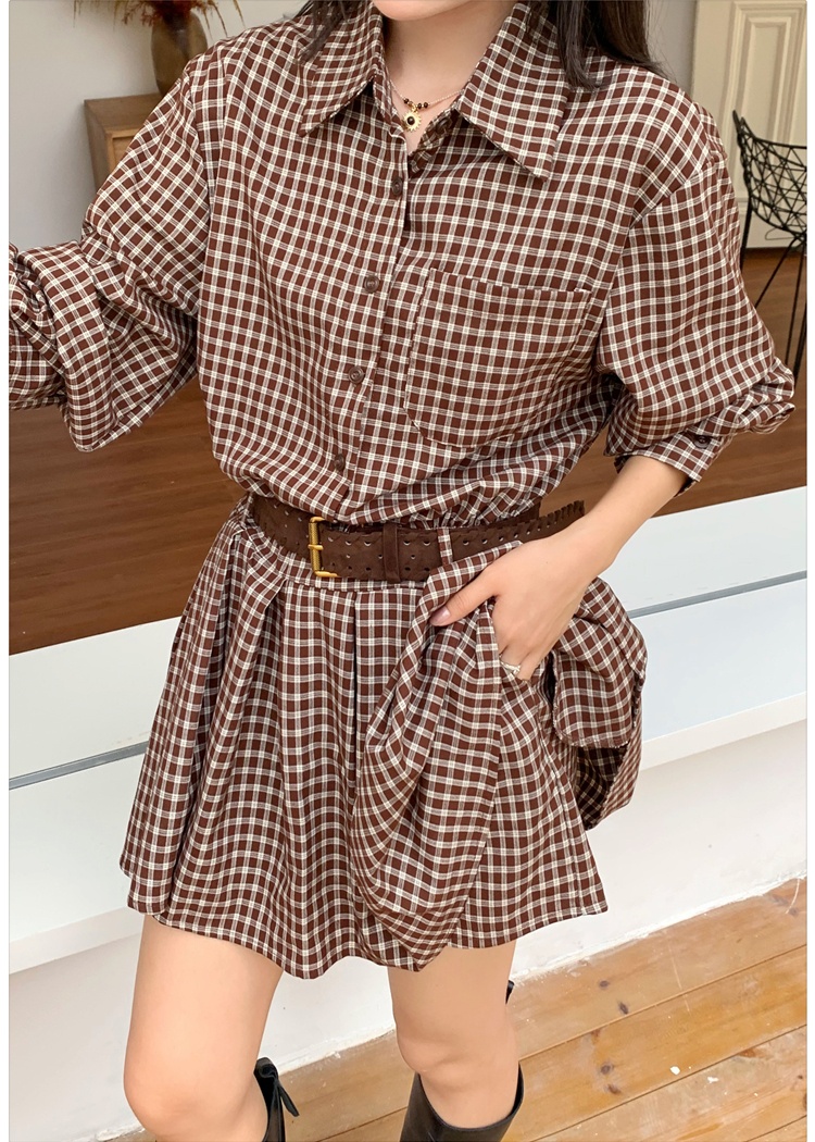 Fashion plaid dress show young pleated shorts a set