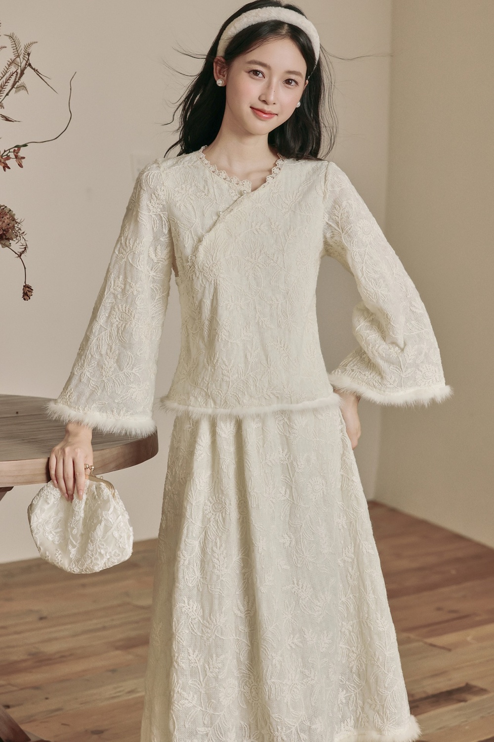 Chinese style short skirt embroidered tops 2pcs set