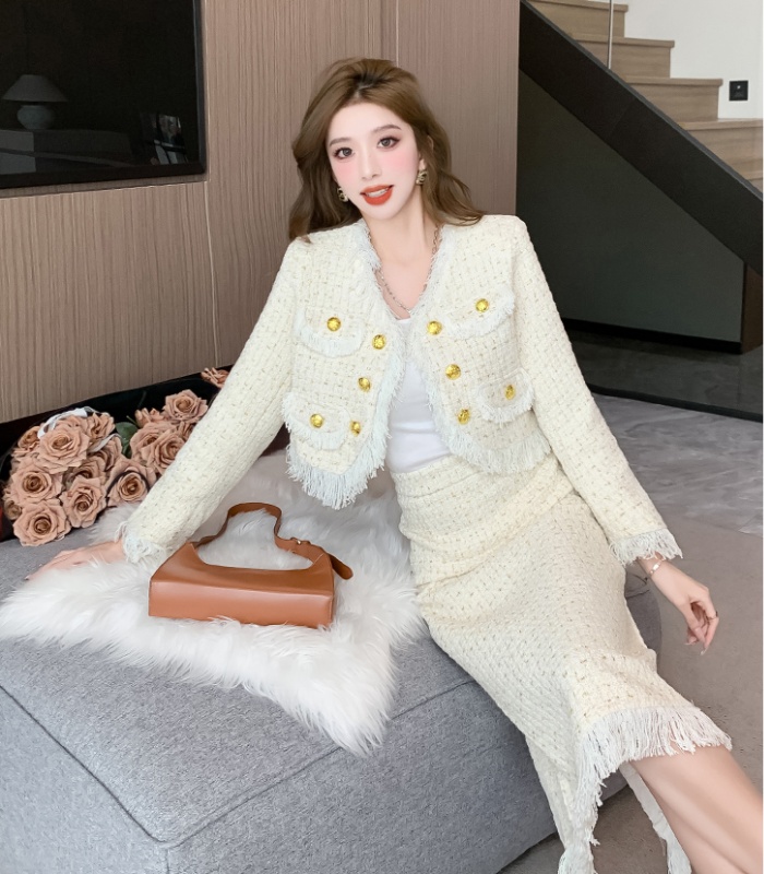 Autumn fashionable long skirt chanelstyle coat a set