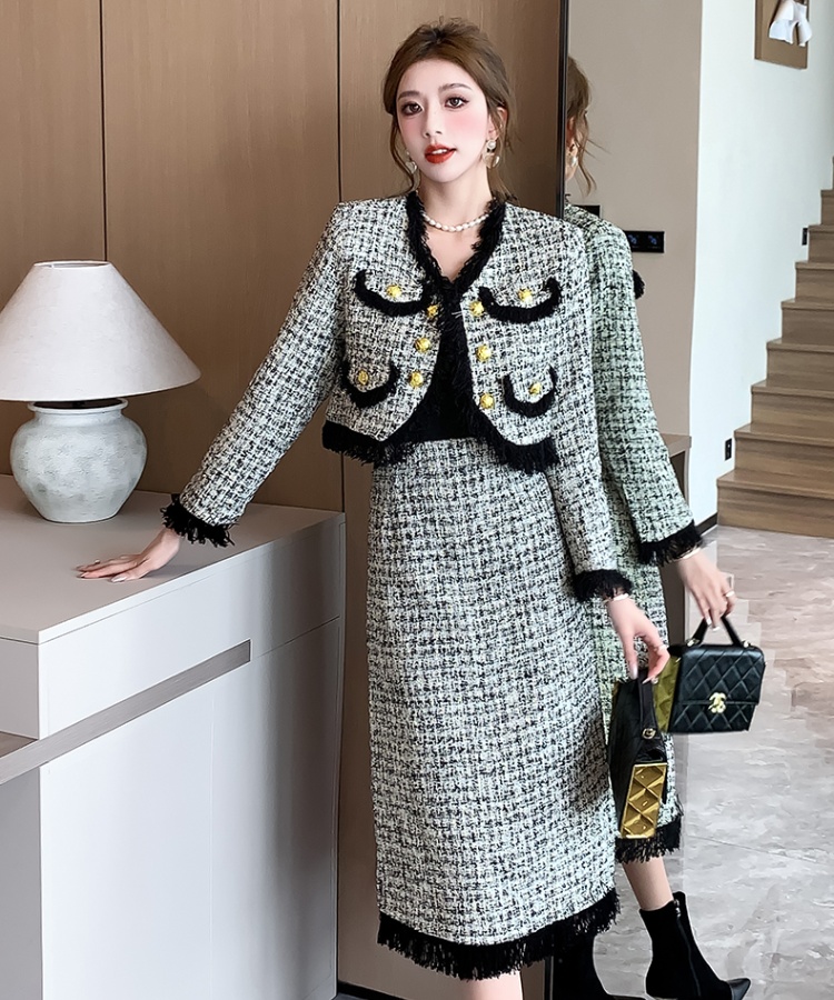Autumn fashionable long skirt chanelstyle coat a set