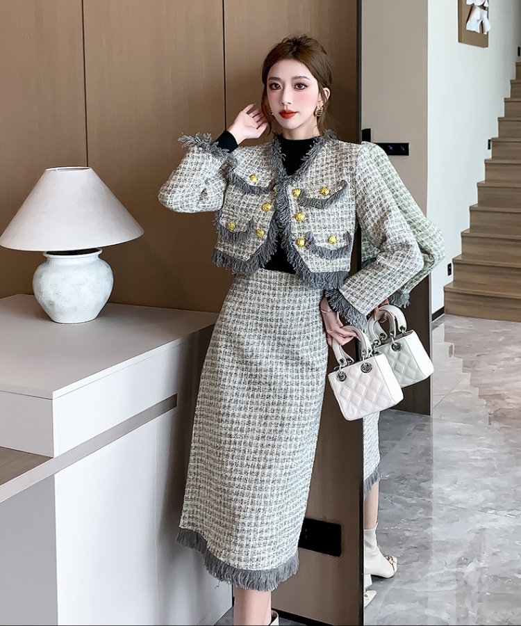 Autumn fashionable long skirt chanelstyle coat a set