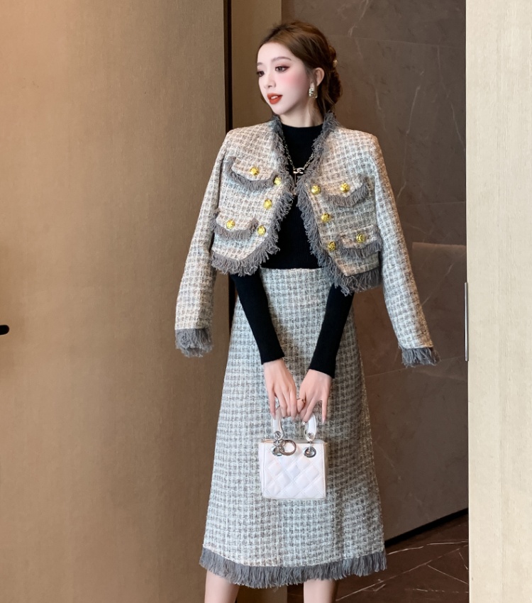 Autumn fashionable long skirt chanelstyle coat a set