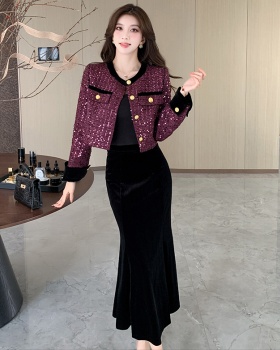 Chanelstyle autumn skirt Western style show young coat a set
