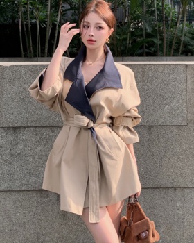 Lapel windbreaker temperament overcoat for women