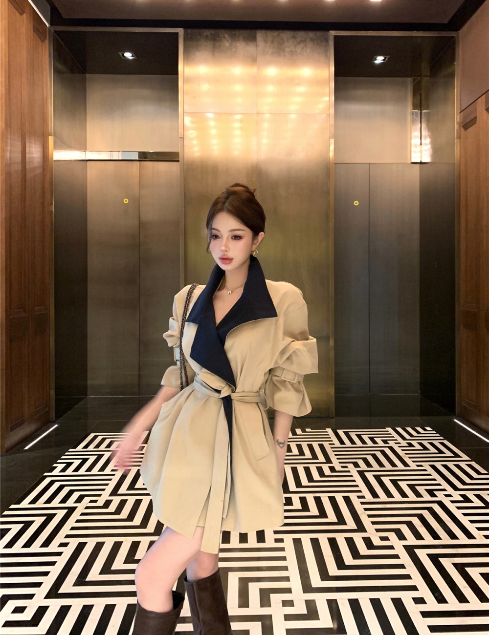 Lapel windbreaker temperament overcoat for women