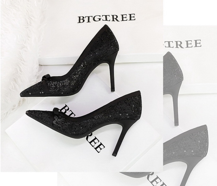 European style low lace banquet shoes for women