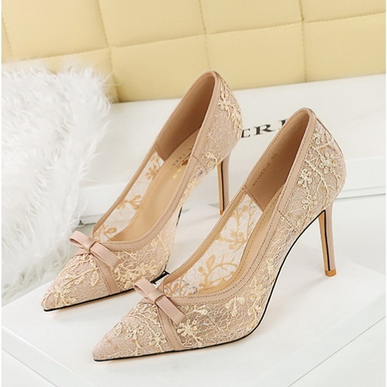 European style low lace banquet shoes for women