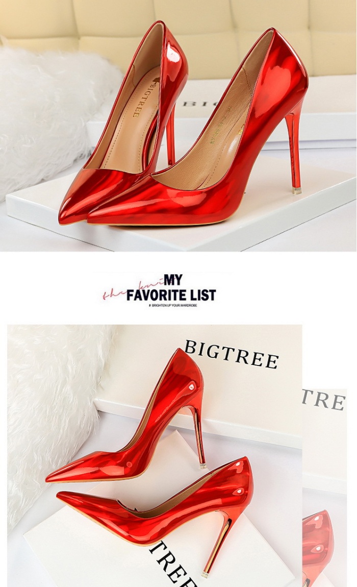Metal high-heeled glossy pointed patent leather shoes
