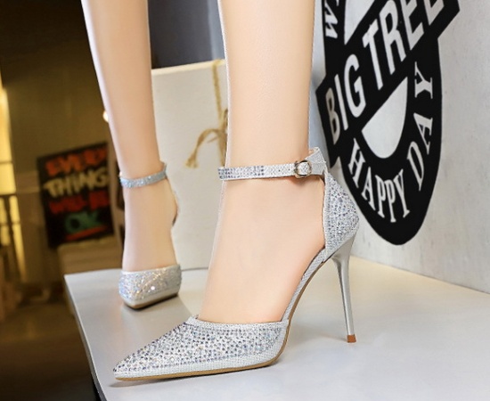 Pointed rhinestone sandals low high-heeled high-heeled shoes