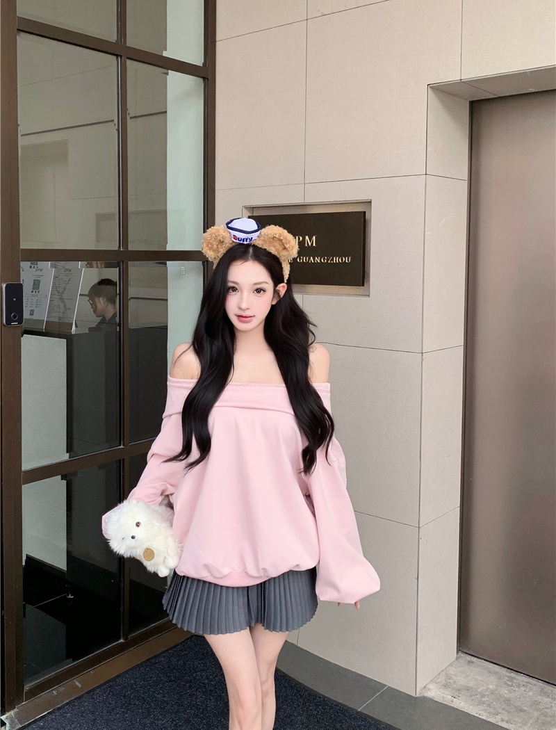 Horizontal collar hoodie show young skirt a set for women