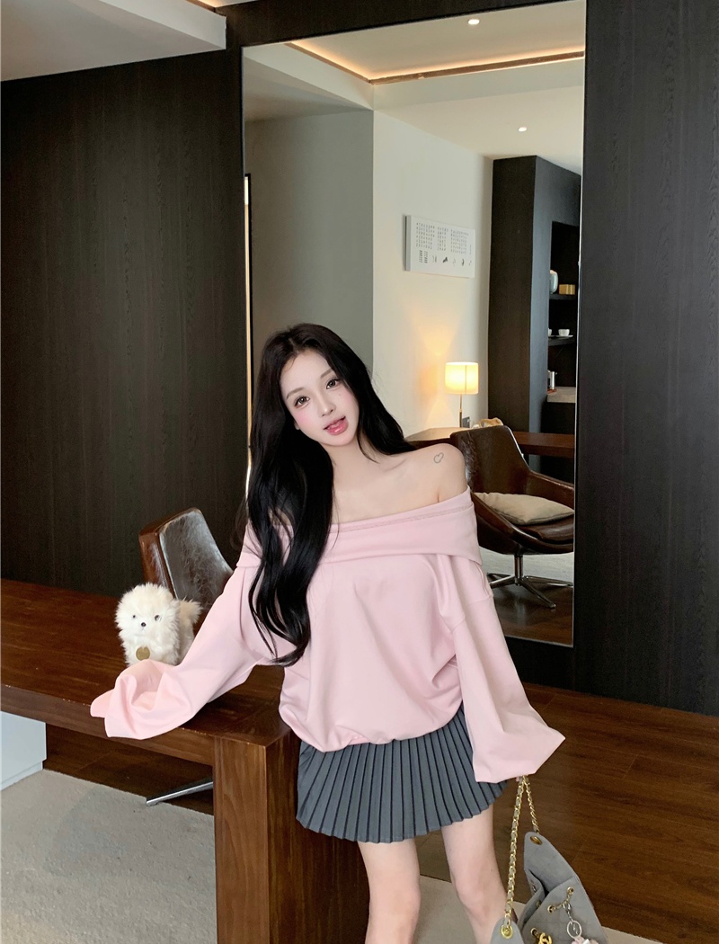 Horizontal collar hoodie show young skirt a set for women