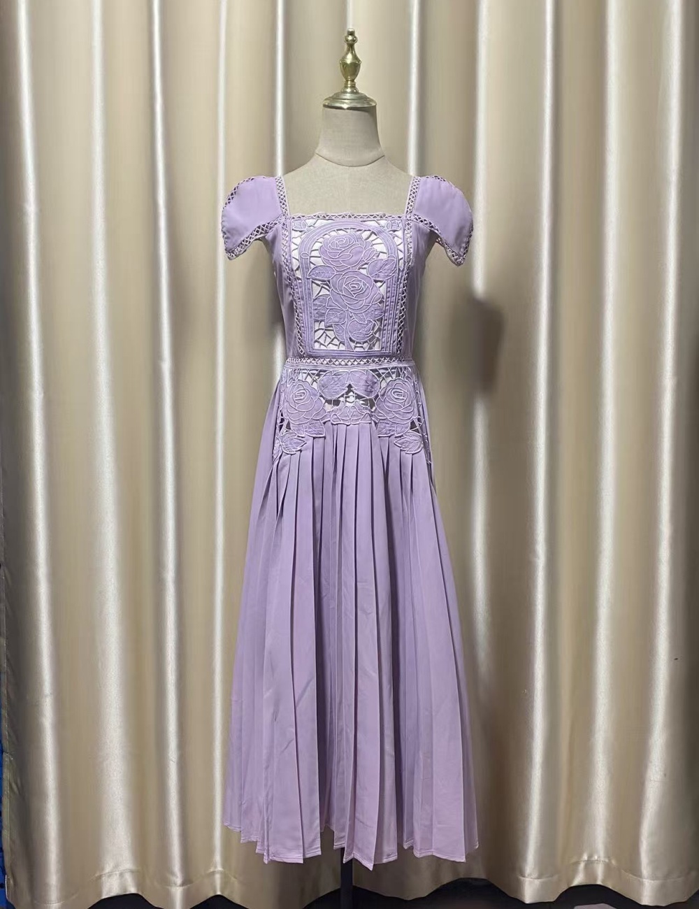 Rose spring and autumn hollow embroidery square collar dress