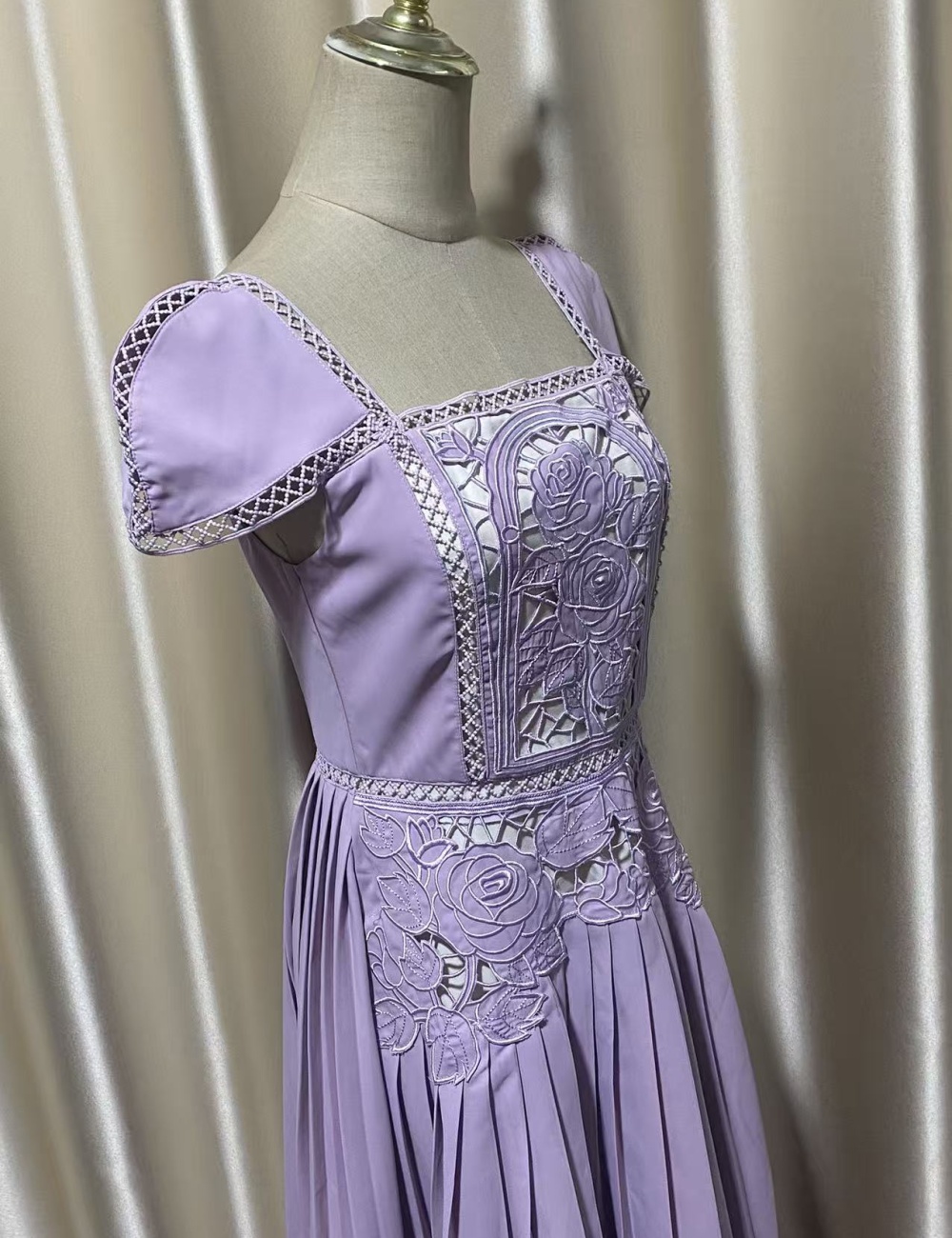 Rose spring and autumn hollow embroidery square collar dress