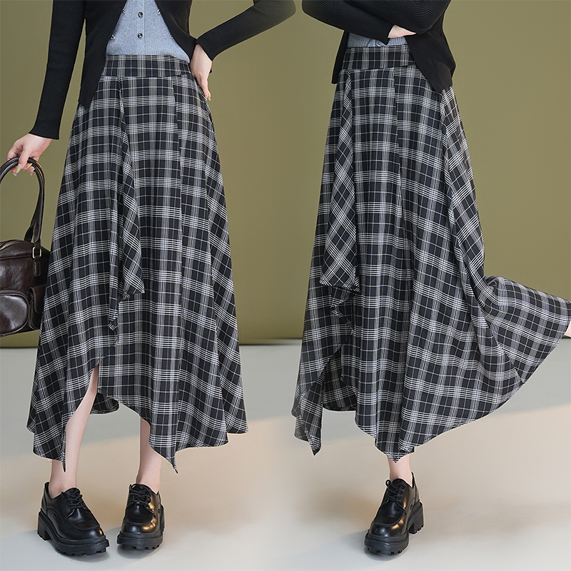 Plaid black-white long skirt autumn fashion skirt for women