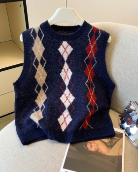 Knitted autumn tops sleeveless Korean style vest for women