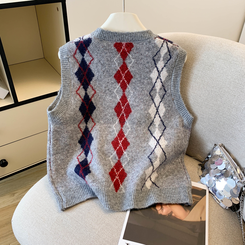 Knitted autumn tops sleeveless Korean style vest for women