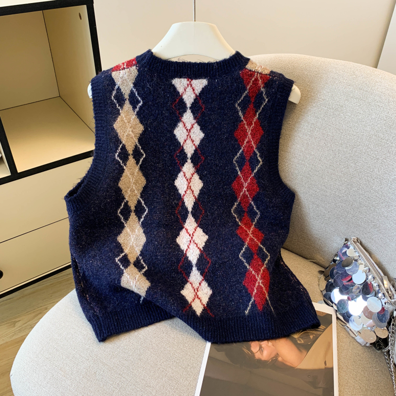 Knitted autumn tops sleeveless Korean style vest for women