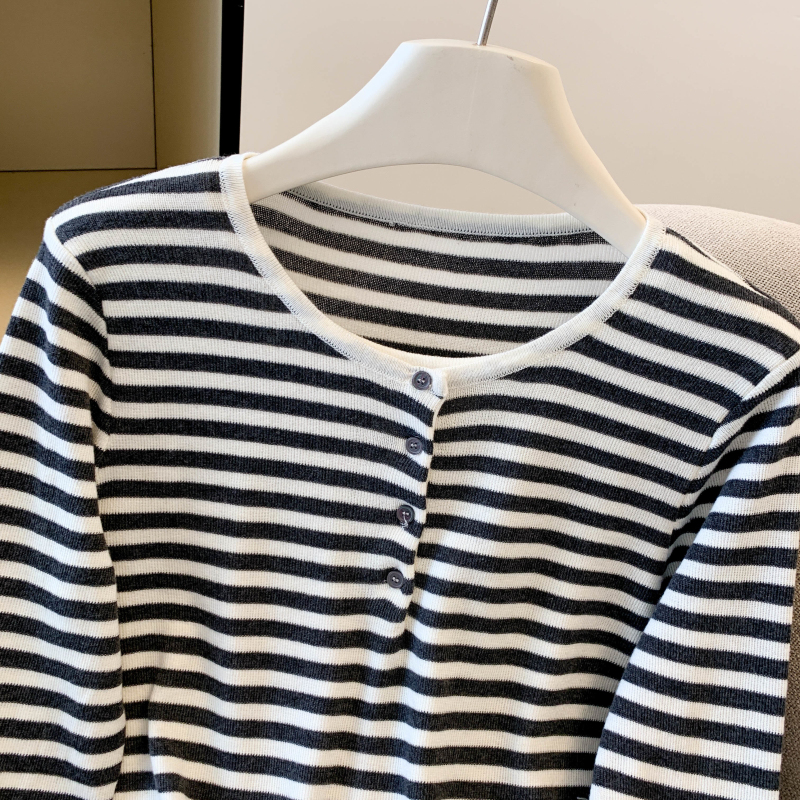 Casual round neck Pseudo-two long sleeve shirts for women
