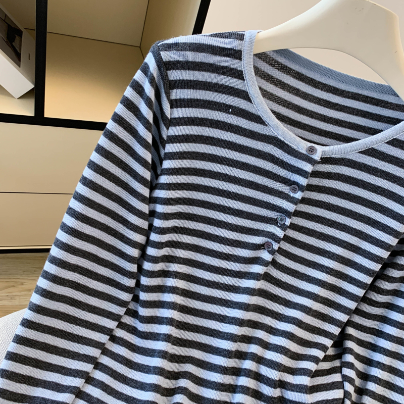 Casual round neck Pseudo-two long sleeve shirts for women