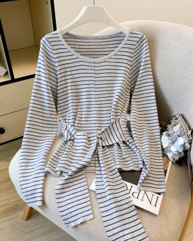 Slim commuting all-match bandage sweater