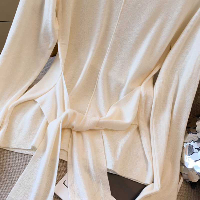 Slim commuting all-match bandage sweater