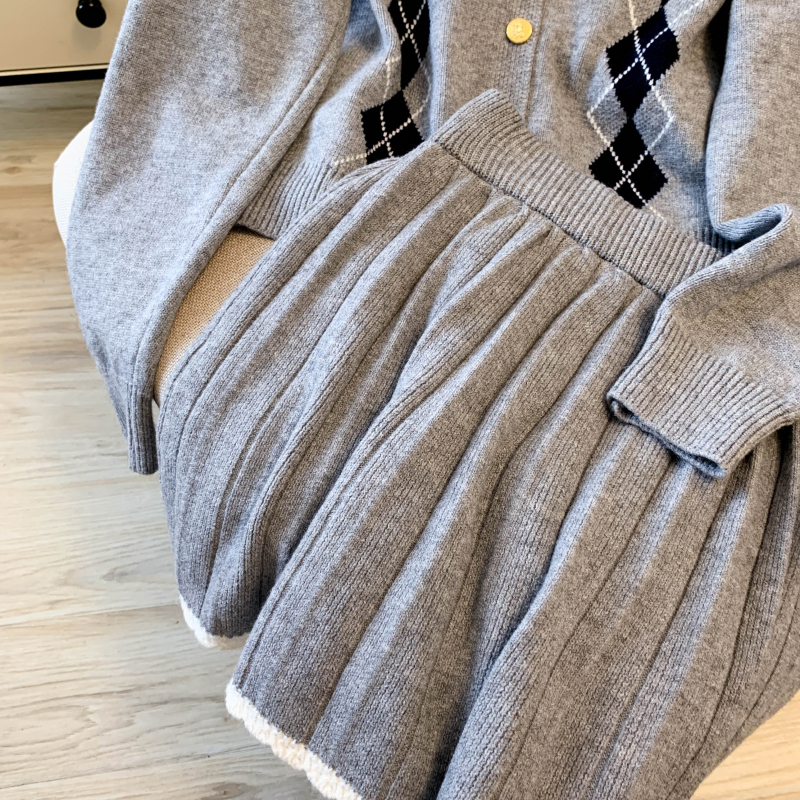 Pleated knitted cardigan diamond retro coat 2pcs set