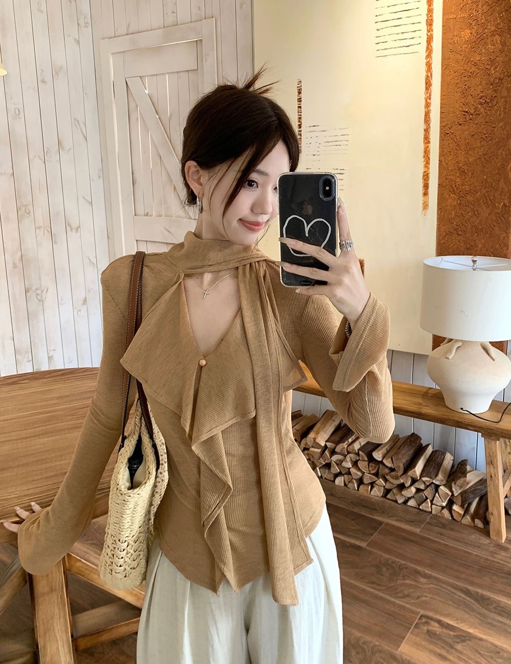 Niche autumn slim tops long sleeve V-neck T-shirt