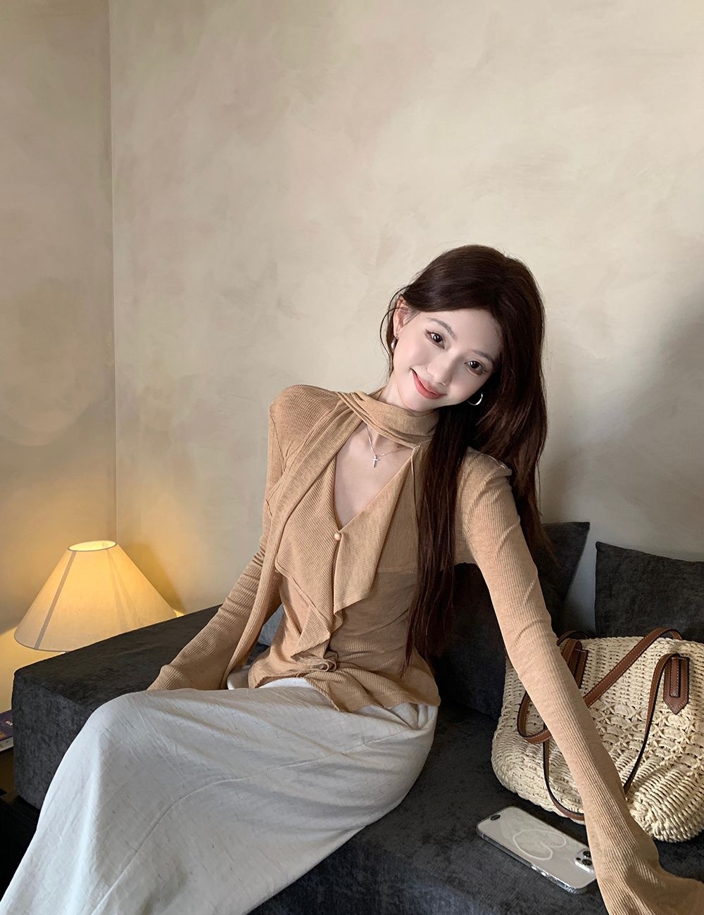 Niche autumn slim tops long sleeve V-neck T-shirt