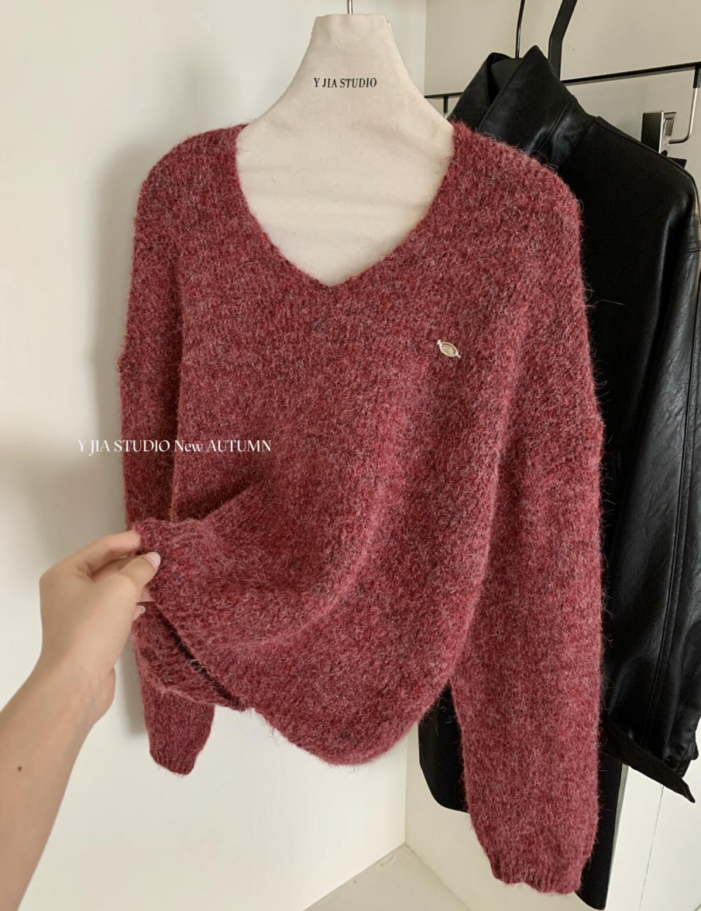 Korean style lazy V-neck Casual simple sweater for women