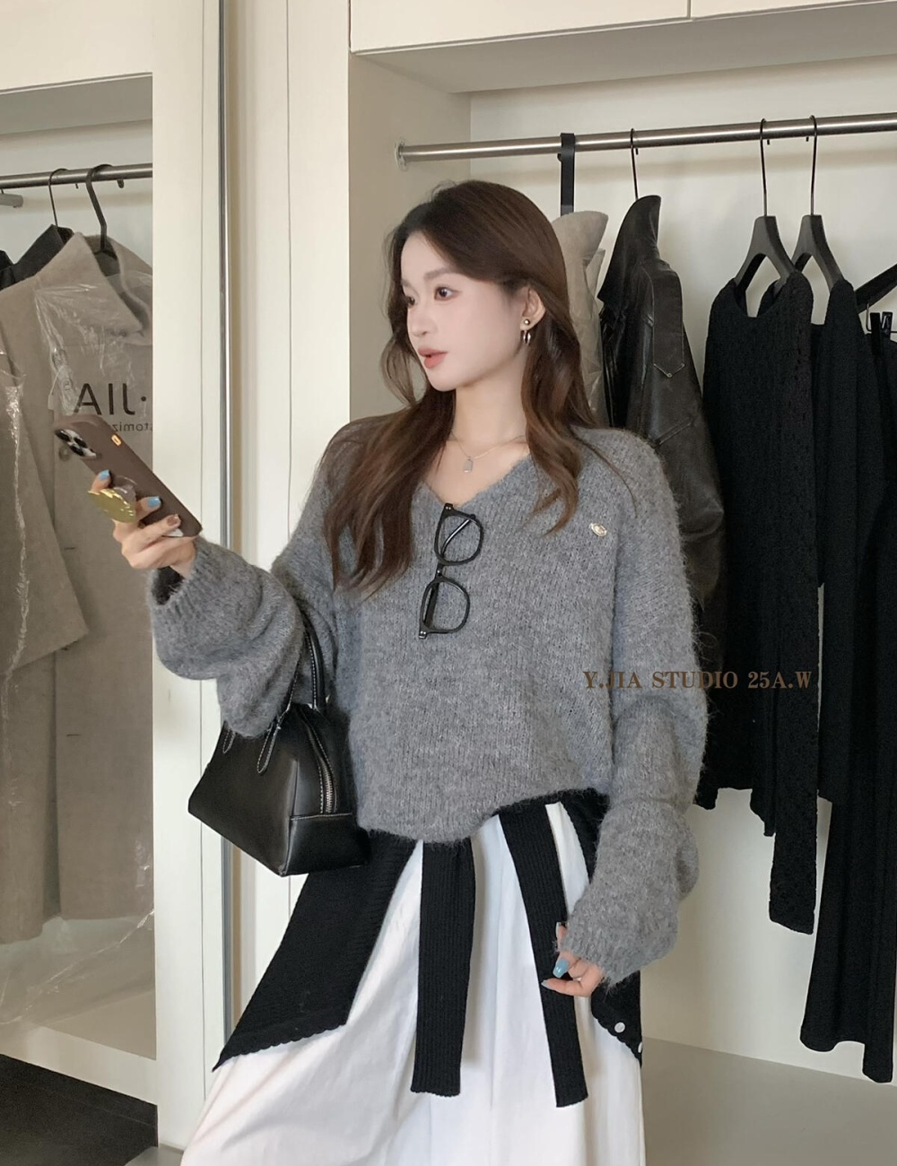 Korean style lazy V-neck Casual simple sweater for women